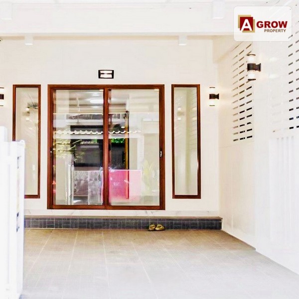 ประกาศฟรี! ซื้อ-ขาย-เช่า คอนโด บ้าน ทาวน์โฮม ที่ดิน และพื้นที่เชิงพาณิชย์ทั่วประเทศไทย ทุกทำเล ทุกงบประมาณ ไม่มีค่าใช้จ่าย ลงง่าย ขายไว เข้าถึงผู้ซื้อโดยตรง 3 22753pic2.jpg