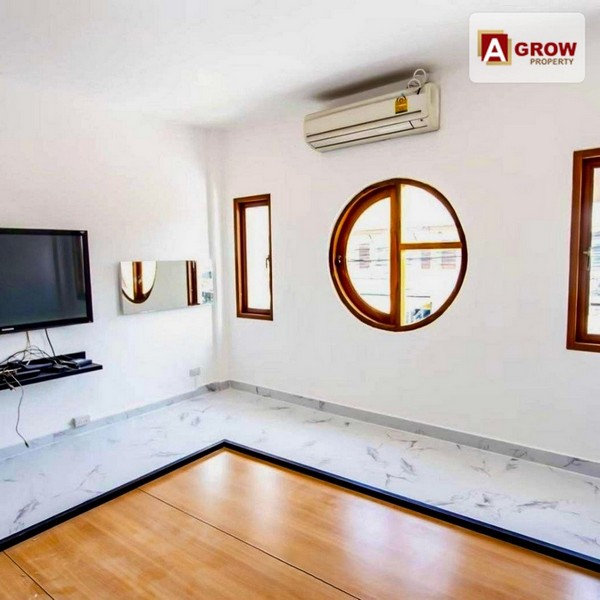 ประกาศฟรี! ซื้อ-ขาย-เช่า คอนโด บ้าน ทาวน์โฮม ที่ดิน และพื้นที่เชิงพาณิชย์ทั่วประเทศไทย ทุกทำเล ทุกงบประมาณ ไม่มีค่าใช้จ่าย ลงง่าย ขายไว เข้าถึงผู้ซื้อโดยตรง 4 22753pic3.jpg