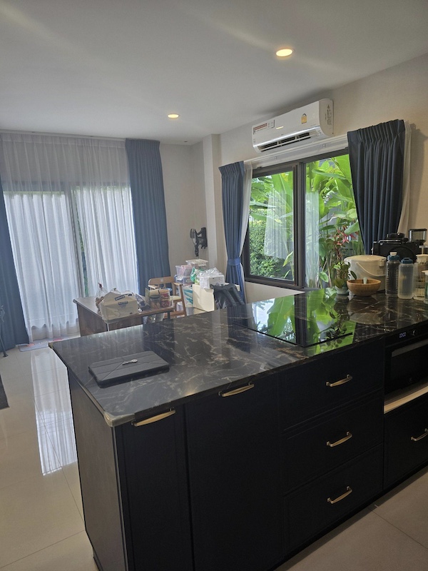 ประกาศฟรี! ซื้อ-ขาย-เช่า คอนโด บ้าน ทาวน์โฮม ที่ดิน และพื้นที่เชิงพาณิชย์ทั่วประเทศไทย ทุกทำเล ทุกงบประมาณ ไม่มีค่าใช้จ่าย ลงง่าย ขายไว เข้าถึงผู้ซื้อโดยตรง 5 476896pic4.jpg