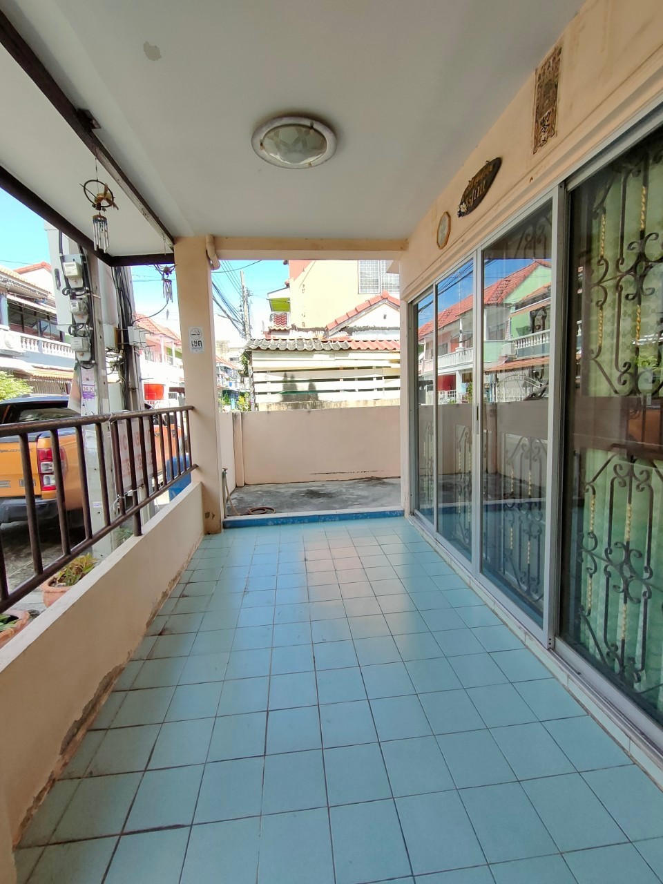 ประกาศฟรี! ซื้อ-ขาย-เช่า คอนโด บ้าน ทาวน์โฮม ที่ดิน และพื้นที่เชิงพาณิชย์ทั่วประเทศไทย ทุกทำเล ทุกงบประมาณ ไม่มีค่าใช้จ่าย ลงง่าย ขายไว เข้าถึงผู้ซื้อโดยตรง 4 173528pic3.jpg