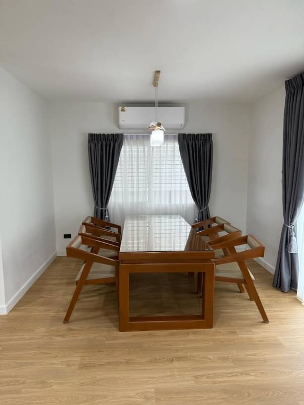 ประกาศฟรี! ซื้อ-ขาย-เช่า คอนโด บ้าน ทาวน์โฮม ที่ดิน และพื้นที่เชิงพาณิชย์ทั่วประเทศไทย ทุกทำเล ทุกงบประมาณ ไม่มีค่าใช้จ่าย ลงง่าย ขายไว เข้าถึงผู้ซื้อโดยตรง 5 173565pic4.jpg