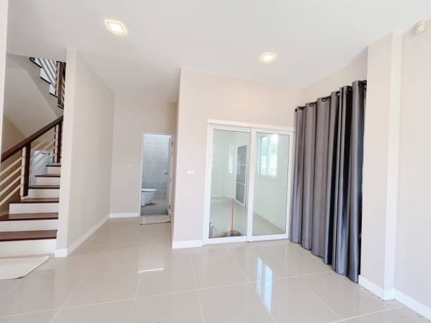 ประกาศฟรี! ซื้อ-ขาย-เช่า คอนโด บ้าน ทาวน์โฮม ที่ดิน และพื้นที่เชิงพาณิชย์ทั่วประเทศไทย ทุกทำเล ทุกงบประมาณ ไม่มีค่าใช้จ่าย ลงง่าย ขายไว เข้าถึงผู้ซื้อโดยตรง 5 173562pic4.jpg