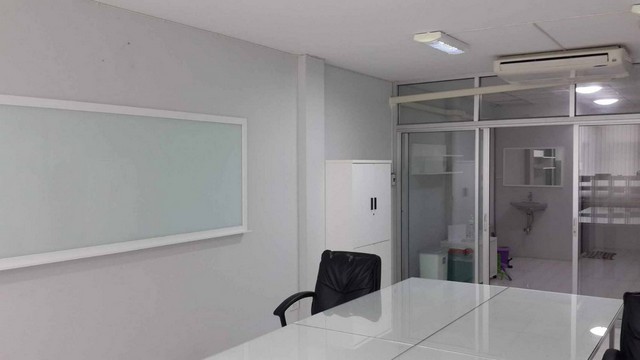 ประกาศฟรี! ซื้อ-ขาย-เช่า คอนโด บ้าน ทาวน์โฮม ที่ดิน และพื้นที่เชิงพาณิชย์ทั่วประเทศไทย ทุกทำเล ทุกงบประมาณ ไม่มีค่าใช้จ่าย ลงง่าย ขายไว เข้าถึงผู้ซื้อโดยตรง 4 477087pic3.jpg