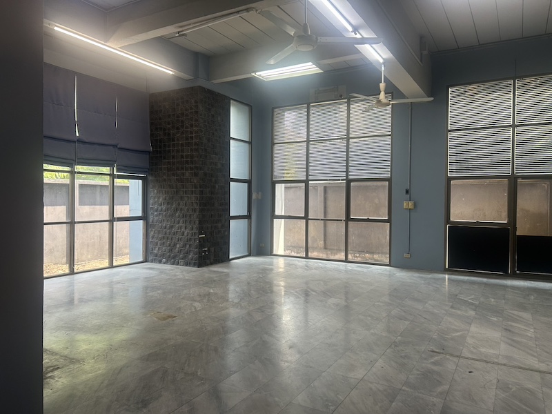 ประกาศฟรี! ซื้อ-ขาย-เช่า คอนโด บ้าน ทาวน์โฮม ที่ดิน และพื้นที่เชิงพาณิชย์ทั่วประเทศไทย ทุกทำเล ทุกงบประมาณ ไม่มีค่าใช้จ่าย ลงง่าย ขายไว เข้าถึงผู้ซื้อโดยตรง 3 477102pic2.jpg