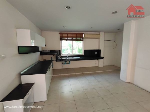 ประกาศฟรี! ซื้อ-ขาย-เช่า คอนโด บ้าน ทาวน์โฮม ที่ดิน และพื้นที่เชิงพาณิชย์ทั่วประเทศไทย ทุกทำเล ทุกงบประมาณ ไม่มีค่าใช้จ่าย ลงง่าย ขายไว เข้าถึงผู้ซื้อโดยตรง 5 169219pic4.jpg