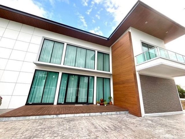 ประกาศฟรี! ซื้อ-ขาย-เช่า คอนโด บ้าน ทาวน์โฮม ที่ดิน และพื้นที่เชิงพาณิชย์ทั่วประเทศไทย ทุกทำเล ทุกงบประมาณ ไม่มีค่าใช้จ่าย ลงง่าย ขายไว เข้าถึงผู้ซื้อโดยตรง 2 173703pic1.jpg