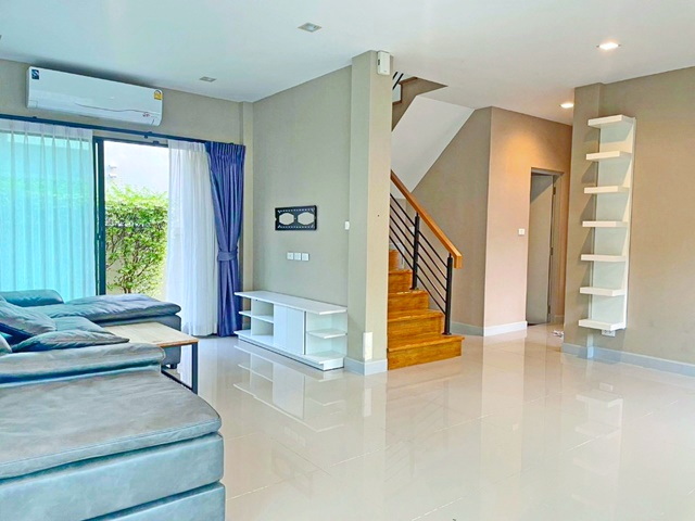 ประกาศฟรี! ซื้อ-ขาย-เช่า คอนโด บ้าน ทาวน์โฮม ที่ดิน และพื้นที่เชิงพาณิชย์ทั่วประเทศไทย ทุกทำเล ทุกงบประมาณ ไม่มีค่าใช้จ่าย ลงง่าย ขายไว เข้าถึงผู้ซื้อโดยตรง 3 173679pic2.jpg