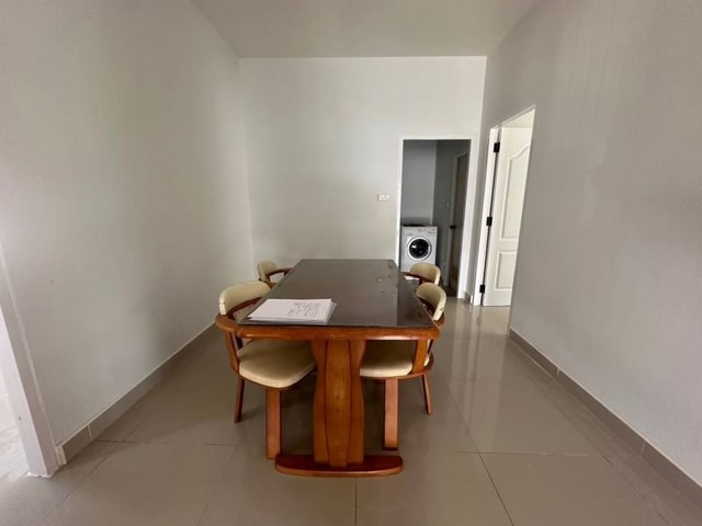 ประกาศฟรี! ซื้อ-ขาย-เช่า คอนโด บ้าน ทาวน์โฮม ที่ดิน และพื้นที่เชิงพาณิชย์ทั่วประเทศไทย ทุกทำเล ทุกงบประมาณ ไม่มีค่าใช้จ่าย ลงง่าย ขายไว เข้าถึงผู้ซื้อโดยตรง 5 173796pic4.jpg