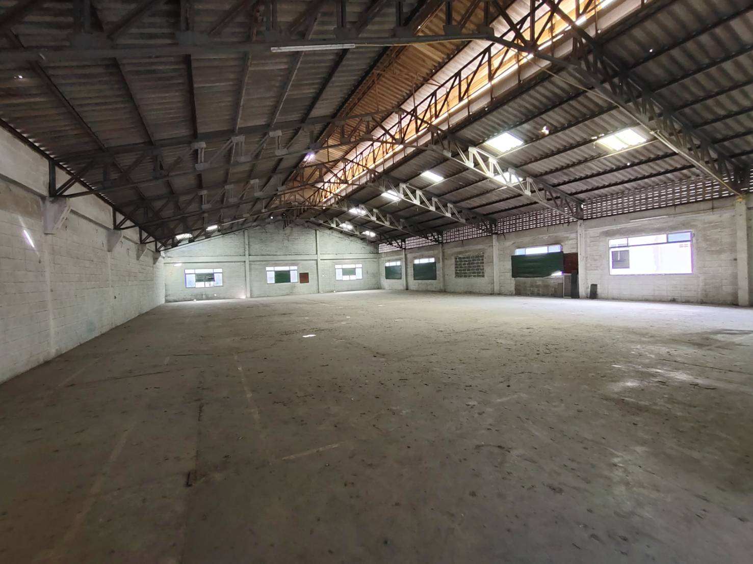 ประกาศฟรี! ซื้อ-ขาย-เช่า คอนโด บ้าน ทาวน์โฮม ที่ดิน และพื้นที่เชิงพาณิชย์ทั่วประเทศไทย ทุกทำเล ทุกงบประมาณ ไม่มีค่าใช้จ่าย ลงง่าย ขายไว เข้าถึงผู้ซื้อโดยตรง 2 173767pic1.jpg