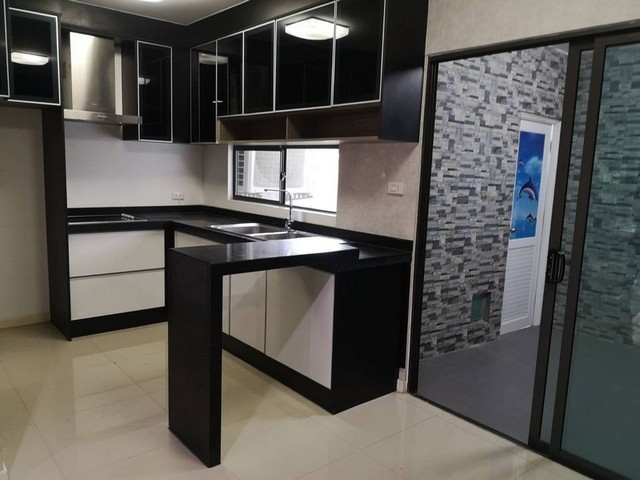 ประกาศฟรี! ซื้อ-ขาย-เช่า คอนโด บ้าน ทาวน์โฮม ที่ดิน และพื้นที่เชิงพาณิชย์ทั่วประเทศไทย ทุกทำเล ทุกงบประมาณ ไม่มีค่าใช้จ่าย ลงง่าย ขายไว เข้าถึงผู้ซื้อโดยตรง 3 477326pic2.jpg