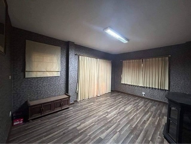 ประกาศฟรี! ซื้อ-ขาย-เช่า คอนโด บ้าน ทาวน์โฮม ที่ดิน และพื้นที่เชิงพาณิชย์ทั่วประเทศไทย ทุกทำเล ทุกงบประมาณ ไม่มีค่าใช้จ่าย ลงง่าย ขายไว เข้าถึงผู้ซื้อโดยตรง 5 173982pic4.jpg