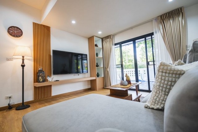 ประกาศฟรี! ซื้อ-ขาย-เช่า คอนโด บ้าน ทาวน์โฮม ที่ดิน และพื้นที่เชิงพาณิชย์ทั่วประเทศไทย ทุกทำเล ทุกงบประมาณ ไม่มีค่าใช้จ่าย ลงง่าย ขายไว เข้าถึงผู้ซื้อโดยตรง 5 173980pic4.jpg