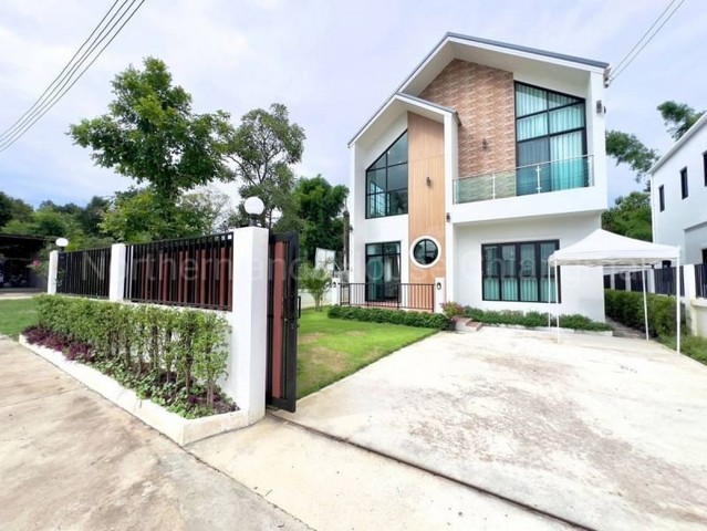 ประกาศฟรี! ซื้อ-ขาย-เช่า คอนโด บ้าน ทาวน์โฮม ที่ดิน และพื้นที่เชิงพาณิชย์ทั่วประเทศไทย ทุกทำเล ทุกงบประมาณ ไม่มีค่าใช้จ่าย ลงง่าย ขายไว เข้าถึงผู้ซื้อโดยตรง 3 173979pic2.jpg