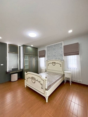 ประกาศฟรี! ซื้อ-ขาย-เช่า คอนโด บ้าน ทาวน์โฮม ที่ดิน และพื้นที่เชิงพาณิชย์ทั่วประเทศไทย ทุกทำเล ทุกงบประมาณ ไม่มีค่าใช้จ่าย ลงง่าย ขายไว เข้าถึงผู้ซื้อโดยตรง 4 173979pic3.jpg