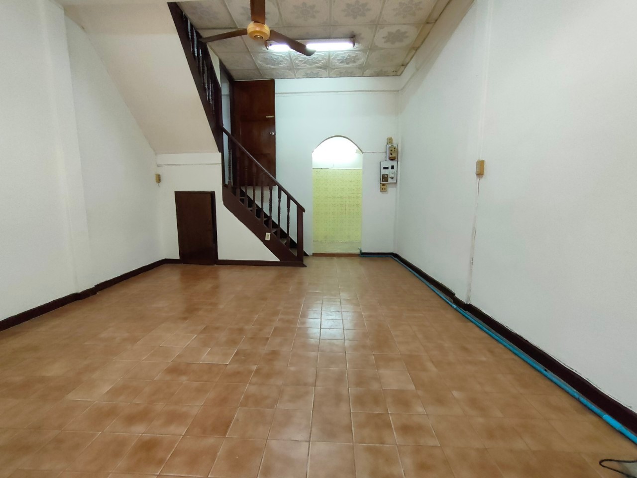 ประกาศฟรี! ซื้อ-ขาย-เช่า คอนโด บ้าน ทาวน์โฮม ที่ดิน และพื้นที่เชิงพาณิชย์ทั่วประเทศไทย ทุกทำเล ทุกงบประมาณ ไม่มีค่าใช้จ่าย ลงง่าย ขายไว เข้าถึงผู้ซื้อโดยตรง 5 173564pic4.jpg