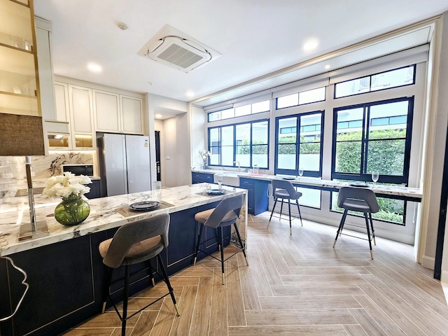 ประกาศฟรี! ซื้อ-ขาย-เช่า คอนโด บ้าน ทาวน์โฮม ที่ดิน และพื้นที่เชิงพาณิชย์ทั่วประเทศไทย ทุกทำเล ทุกงบประมาณ ไม่มีค่าใช้จ่าย ลงง่าย ขายไว เข้าถึงผู้ซื้อโดยตรง 5 477519pic4.jpg