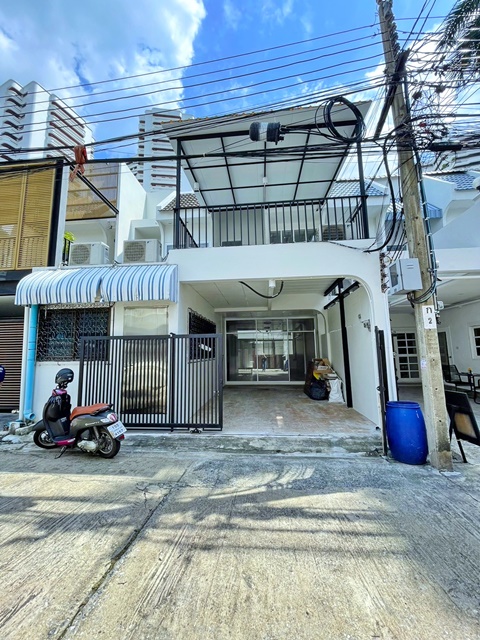 ประกาศฟรี! ซื้อ-ขาย-เช่า คอนโด บ้าน ทาวน์โฮม ที่ดิน และพื้นที่เชิงพาณิชย์ทั่วประเทศไทย ทุกทำเล ทุกงบประมาณ ไม่มีค่าใช้จ่าย ลงง่าย ขายไว เข้าถึงผู้ซื้อโดยตรง 2 173953pic1.jpg