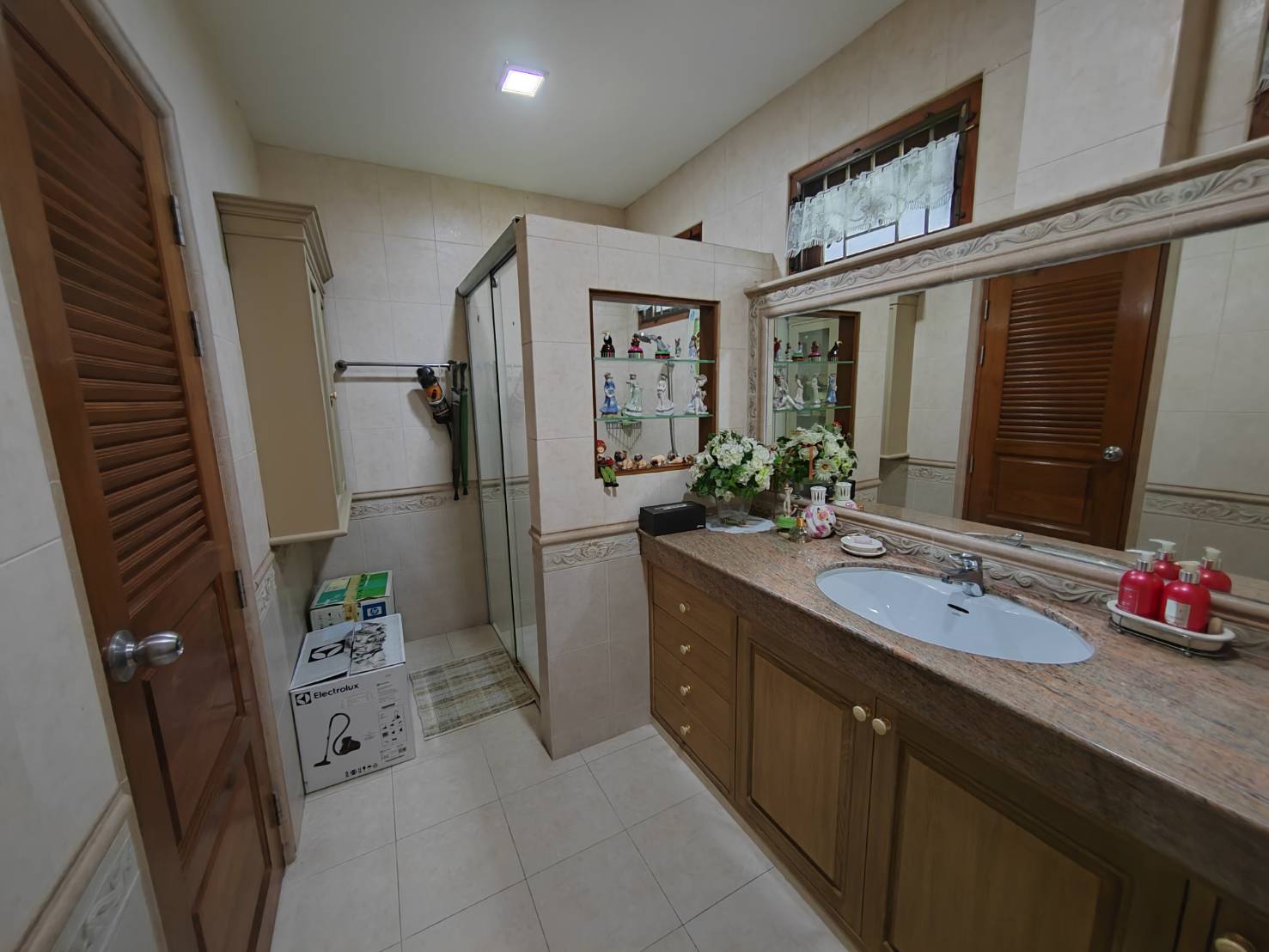 ประกาศฟรี! ซื้อ-ขาย-เช่า คอนโด บ้าน ทาวน์โฮม ที่ดิน และพื้นที่เชิงพาณิชย์ทั่วประเทศไทย ทุกทำเล ทุกงบประมาณ ไม่มีค่าใช้จ่าย ลงง่าย ขายไว เข้าถึงผู้ซื้อโดยตรง 6 493036.jpg