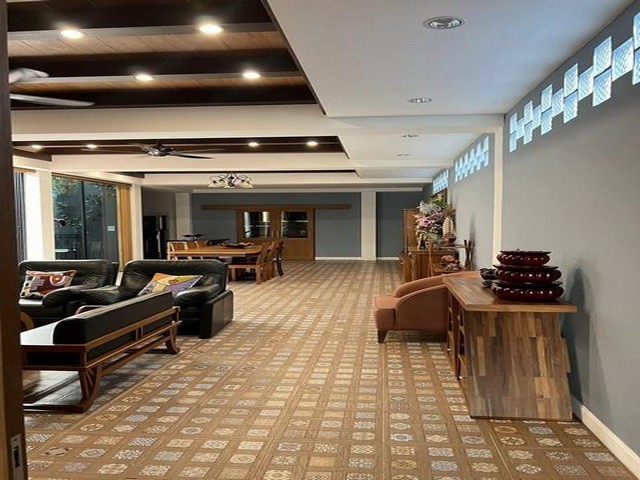 ประกาศฟรี! ซื้อ-ขาย-เช่า คอนโด บ้าน ทาวน์โฮม ที่ดิน และพื้นที่เชิงพาณิชย์ทั่วประเทศไทย ทุกทำเล ทุกงบประมาณ ไม่มีค่าใช้จ่าย ลงง่าย ขายไว เข้าถึงผู้ซื้อโดยตรง 3 278122pic2.jpg