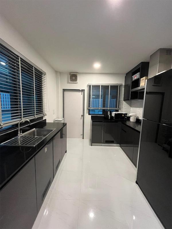 ประกาศฟรี! ซื้อ-ขาย-เช่า คอนโด บ้าน ทาวน์โฮม ที่ดิน และพื้นที่เชิงพาณิชย์ทั่วประเทศไทย ทุกทำเล ทุกงบประมาณ ไม่มีค่าใช้จ่าย ลงง่าย ขายไว เข้าถึงผู้ซื้อโดยตรง 3 477534pic2.jpg