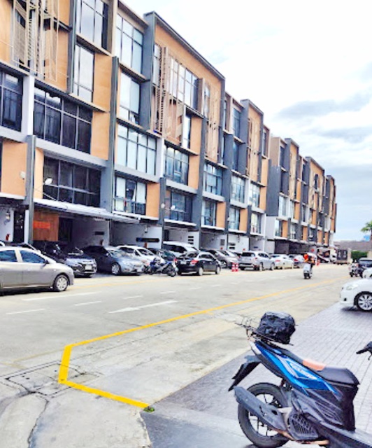 ประกาศฟรี! ซื้อ-ขาย-เช่า คอนโด บ้าน ทาวน์โฮม ที่ดิน และพื้นที่เชิงพาณิชย์ทั่วประเทศไทย ทุกทำเล ทุกงบประมาณ ไม่มีค่าใช้จ่าย ลงง่าย ขายไว เข้าถึงผู้ซื้อโดยตรง 2 173991pic1.jpg