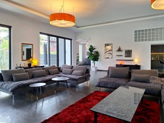 ประกาศฟรี! ซื้อ-ขาย-เช่า คอนโด บ้าน ทาวน์โฮม ที่ดิน และพื้นที่เชิงพาณิชย์ทั่วประเทศไทย ทุกทำเล ทุกงบประมาณ ไม่มีค่าใช้จ่าย ลงง่าย ขายไว เข้าถึงผู้ซื้อโดยตรง 4 174198pic3.jpg