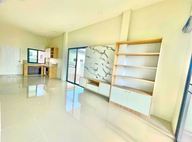 ประกาศฟรี! ซื้อ-ขาย-เช่า คอนโด บ้าน ทาวน์โฮม ที่ดิน และพื้นที่เชิงพาณิชย์ทั่วประเทศไทย ทุกทำเล ทุกงบประมาณ ไม่มีค่าใช้จ่าย ลงง่าย ขายไว เข้าถึงผู้ซื้อโดยตรง 5 23447pic4.jpg