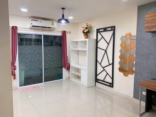 ประกาศฟรี! ซื้อ-ขาย-เช่า คอนโด บ้าน ทาวน์โฮม ที่ดิน และพื้นที่เชิงพาณิชย์ทั่วประเทศไทย ทุกทำเล ทุกงบประมาณ ไม่มีค่าใช้จ่าย ลงง่าย ขายไว เข้าถึงผู้ซื้อโดยตรง 4 23521pic3.jpg