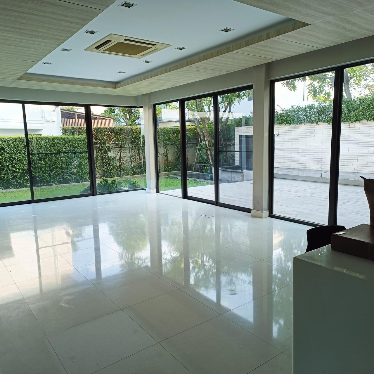 ประกาศฟรี! ซื้อ-ขาย-เช่า คอนโด บ้าน ทาวน์โฮม ที่ดิน และพื้นที่เชิงพาณิชย์ทั่วประเทศไทย ทุกทำเล ทุกงบประมาณ ไม่มีค่าใช้จ่าย ลงง่าย ขายไว เข้าถึงผู้ซื้อโดยตรง 3 175661pic2.jpg