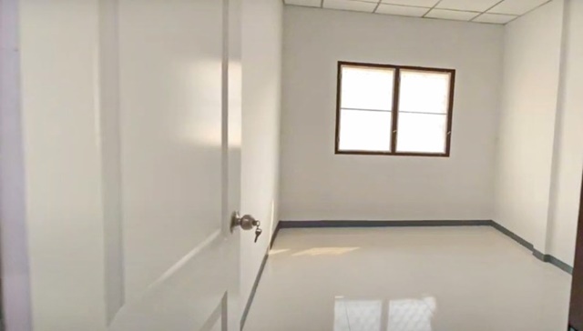 ประกาศฟรี! ซื้อ-ขาย-เช่า คอนโด บ้าน ทาวน์โฮม ที่ดิน และพื้นที่เชิงพาณิชย์ทั่วประเทศไทย ทุกทำเล ทุกงบประมาณ ไม่มีค่าใช้จ่าย ลงง่าย ขายไว เข้าถึงผู้ซื้อโดยตรง 4 23592pic3.jpg