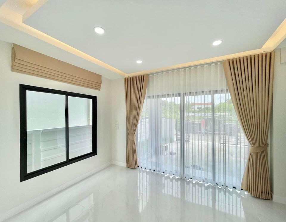 ประกาศฟรี! ซื้อ-ขาย-เช่า คอนโด บ้าน ทาวน์โฮม ที่ดิน และพื้นที่เชิงพาณิชย์ทั่วประเทศไทย ทุกทำเล ทุกงบประมาณ ไม่มีค่าใช้จ่าย ลงง่าย ขายไว เข้าถึงผู้ซื้อโดยตรง 3 278461pic2.jpg