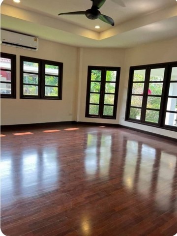 ประกาศฟรี! ซื้อ-ขาย-เช่า คอนโด บ้าน ทาวน์โฮม ที่ดิน และพื้นที่เชิงพาณิชย์ทั่วประเทศไทย ทุกทำเล ทุกงบประมาณ ไม่มีค่าใช้จ่าย ลงง่าย ขายไว เข้าถึงผู้ซื้อโดยตรง 5 175843pic4.jpg