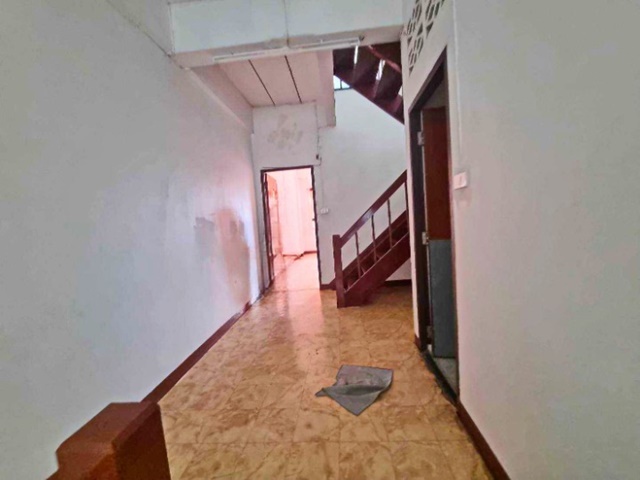 ประกาศฟรี! ซื้อ-ขาย-เช่า คอนโด บ้าน ทาวน์โฮม ที่ดิน และพื้นที่เชิงพาณิชย์ทั่วประเทศไทย ทุกทำเล ทุกงบประมาณ ไม่มีค่าใช้จ่าย ลงง่าย ขายไว เข้าถึงผู้ซื้อโดยตรง 3 23676pic2.jpg