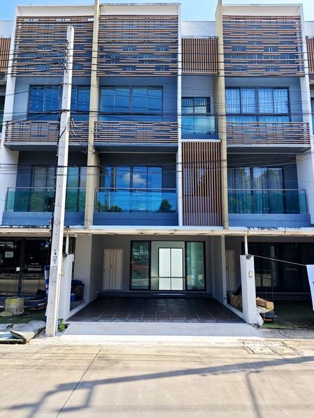 ประกาศฟรี! ซื้อ-ขาย-เช่า คอนโด บ้าน ทาวน์โฮม ที่ดิน และพื้นที่เชิงพาณิชย์ทั่วประเทศไทย ทุกทำเล ทุกงบประมาณ ไม่มีค่าใช้จ่าย ลงง่าย ขายไว เข้าถึงผู้ซื้อโดยตรง 2 478591pic1.jpg