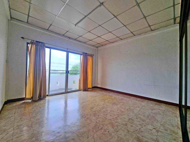 ประกาศฟรี! ซื้อ-ขาย-เช่า คอนโด บ้าน ทาวน์โฮม ที่ดิน และพื้นที่เชิงพาณิชย์ทั่วประเทศไทย ทุกทำเล ทุกงบประมาณ ไม่มีค่าใช้จ่าย ลงง่าย ขายไว เข้าถึงผู้ซื้อโดยตรง 4 175851pic3.jpg