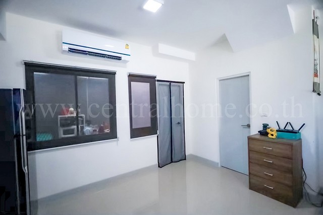 ประกาศฟรี! ซื้อ-ขาย-เช่า คอนโด บ้าน ทาวน์โฮม ที่ดิน และพื้นที่เชิงพาณิชย์ทั่วประเทศไทย ทุกทำเล ทุกงบประมาณ ไม่มีค่าใช้จ่าย ลงง่าย ขายไว เข้าถึงผู้ซื้อโดยตรง 5 175868pic4.jpg