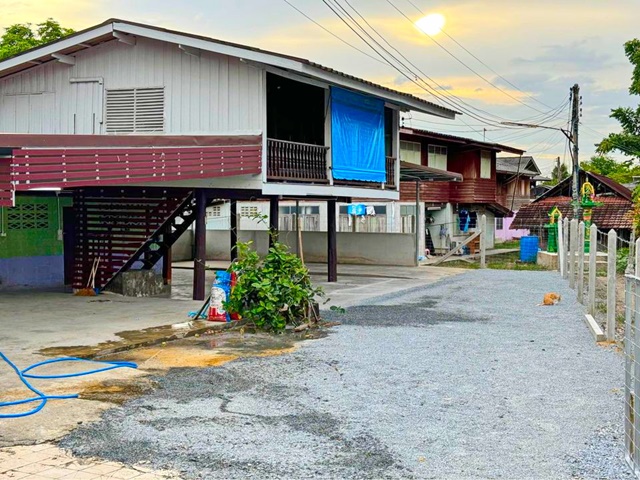 ประกาศฟรี! ซื้อ-ขาย-เช่า คอนโด บ้าน ทาวน์โฮม ที่ดิน และพื้นที่เชิงพาณิชย์ทั่วประเทศไทย ทุกทำเล ทุกงบประมาณ ไม่มีค่าใช้จ่าย ลงง่าย ขายไว เข้าถึงผู้ซื้อโดยตรง 2 23725pic1.jpg