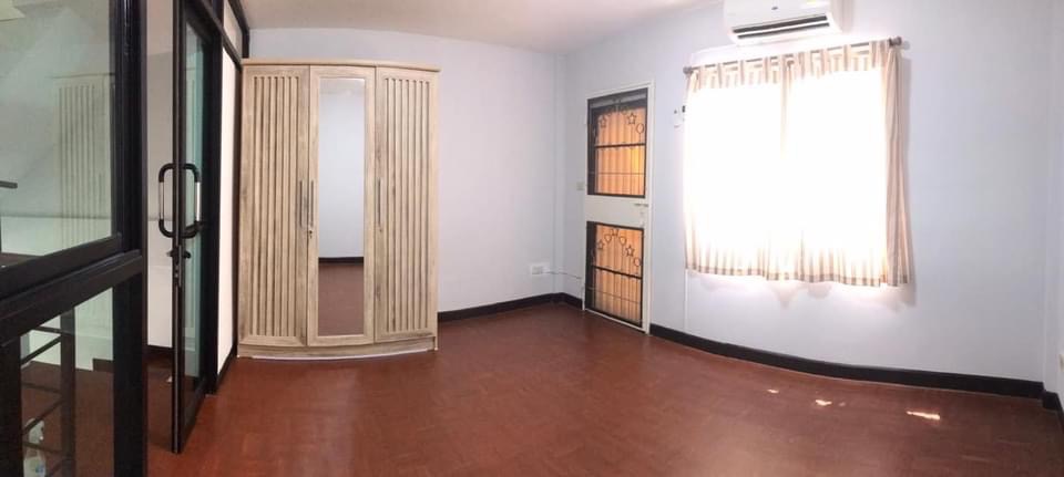 ประกาศฟรี! ซื้อ-ขาย-เช่า คอนโด บ้าน ทาวน์โฮม ที่ดิน และพื้นที่เชิงพาณิชย์ทั่วประเทศไทย ทุกทำเล ทุกงบประมาณ ไม่มีค่าใช้จ่าย ลงง่าย ขายไว เข้าถึงผู้ซื้อโดยตรง 4 175997pic3.jpg