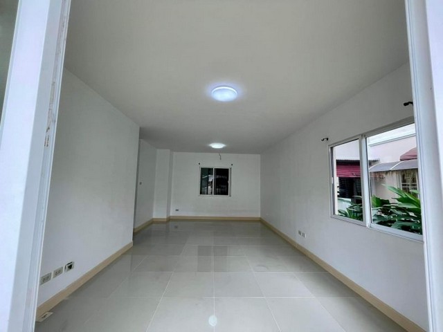 ประกาศฟรี! ซื้อ-ขาย-เช่า คอนโด บ้าน ทาวน์โฮม ที่ดิน และพื้นที่เชิงพาณิชย์ทั่วประเทศไทย ทุกทำเล ทุกงบประมาณ ไม่มีค่าใช้จ่าย ลงง่าย ขายไว เข้าถึงผู้ซื้อโดยตรง 3 176053pic2.jpg