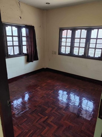 ประกาศฟรี! ซื้อ-ขาย-เช่า คอนโด บ้าน ทาวน์โฮม ที่ดิน และพื้นที่เชิงพาณิชย์ทั่วประเทศไทย ทุกทำเล ทุกงบประมาณ ไม่มีค่าใช้จ่าย ลงง่าย ขายไว เข้าถึงผู้ซื้อโดยตรง 4 176052pic3.jpg