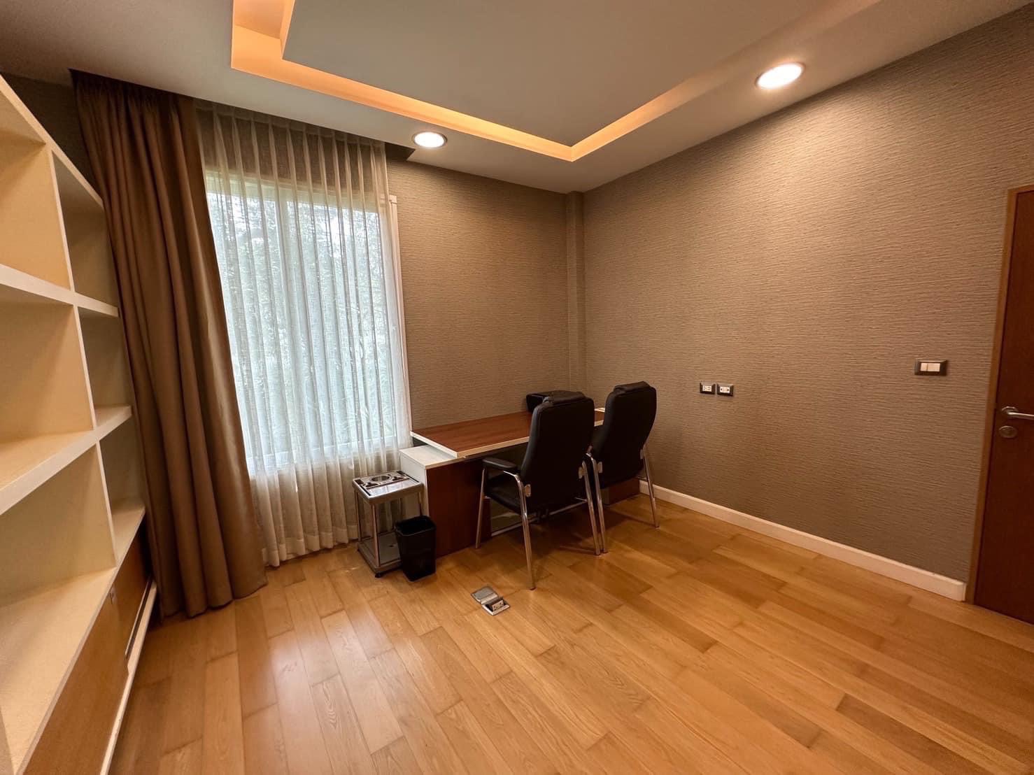 ประกาศฟรี! ซื้อ-ขาย-เช่า คอนโด บ้าน ทาวน์โฮม ที่ดิน และพื้นที่เชิงพาณิชย์ทั่วประเทศไทย ทุกทำเล ทุกงบประมาณ ไม่มีค่าใช้จ่าย ลงง่าย ขายไว เข้าถึงผู้ซื้อโดยตรง 5 176097pic4.jpg