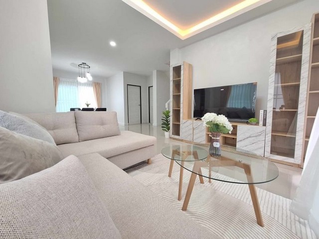 ประกาศฟรี! ซื้อ-ขาย-เช่า คอนโด บ้าน ทาวน์โฮม ที่ดิน และพื้นที่เชิงพาณิชย์ทั่วประเทศไทย ทุกทำเล ทุกงบประมาณ ไม่มีค่าใช้จ่าย ลงง่าย ขายไว เข้าถึงผู้ซื้อโดยตรง 4 176155pic3.jpg