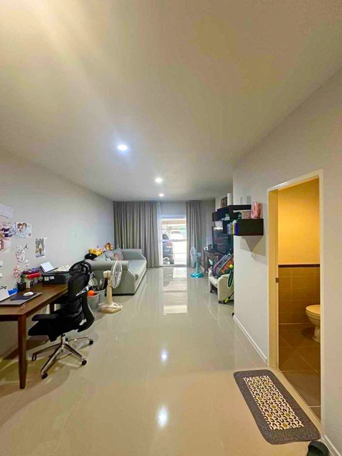 ประกาศฟรี! ซื้อ-ขาย-เช่า คอนโด บ้าน ทาวน์โฮม ที่ดิน และพื้นที่เชิงพาณิชย์ทั่วประเทศไทย ทุกทำเล ทุกงบประมาณ ไม่มีค่าใช้จ่าย ลงง่าย ขายไว เข้าถึงผู้ซื้อโดยตรง 3 176996pic2.jpg