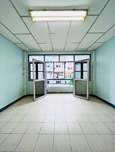 ประกาศฟรี! ซื้อ-ขาย-เช่า คอนโด บ้าน ทาวน์โฮม ที่ดิน และพื้นที่เชิงพาณิชย์ทั่วประเทศไทย ทุกทำเล ทุกงบประมาณ ไม่มีค่าใช้จ่าย ลงง่าย ขายไว เข้าถึงผู้ซื้อโดยตรง 5 176970pic4.jpg