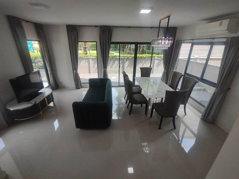 ประกาศฟรี! ซื้อ-ขาย-เช่า คอนโด บ้าน ทาวน์โฮม ที่ดิน และพื้นที่เชิงพาณิชย์ทั่วประเทศไทย ทุกทำเล ทุกงบประมาณ ไม่มีค่าใช้จ่าย ลงง่าย ขายไว เข้าถึงผู้ซื้อโดยตรง 3 479572pic2.jpg