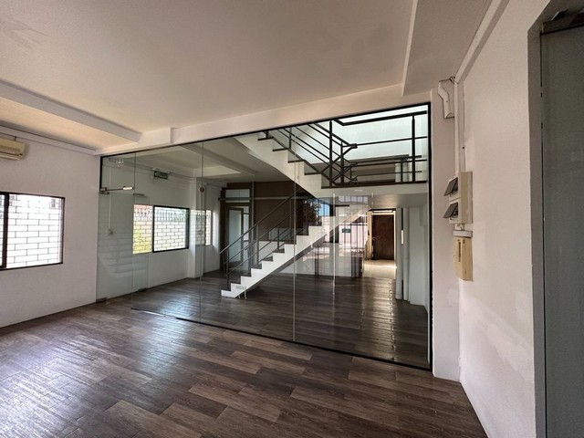 ประกาศฟรี! ซื้อ-ขาย-เช่า คอนโด บ้าน ทาวน์โฮม ที่ดิน และพื้นที่เชิงพาณิชย์ทั่วประเทศไทย ทุกทำเล ทุกงบประมาณ ไม่มีค่าใช้จ่าย ลงง่าย ขายไว เข้าถึงผู้ซื้อโดยตรง 5 479616pic4.jpg