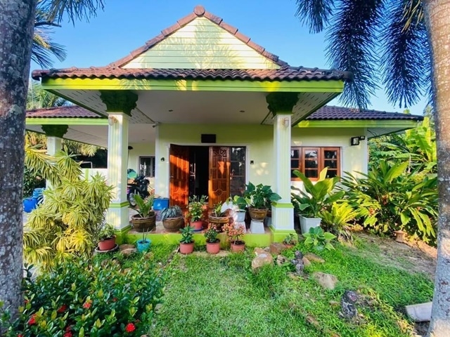 ประกาศฟรี! ซื้อ-ขาย-เช่า คอนโด บ้าน ทาวน์โฮม ที่ดิน และพื้นที่เชิงพาณิชย์ทั่วประเทศไทย ทุกทำเล ทุกงบประมาณ ไม่มีค่าใช้จ่าย ลงง่าย ขายไว เข้าถึงผู้ซื้อโดยตรง 3 177311pic2.jpg