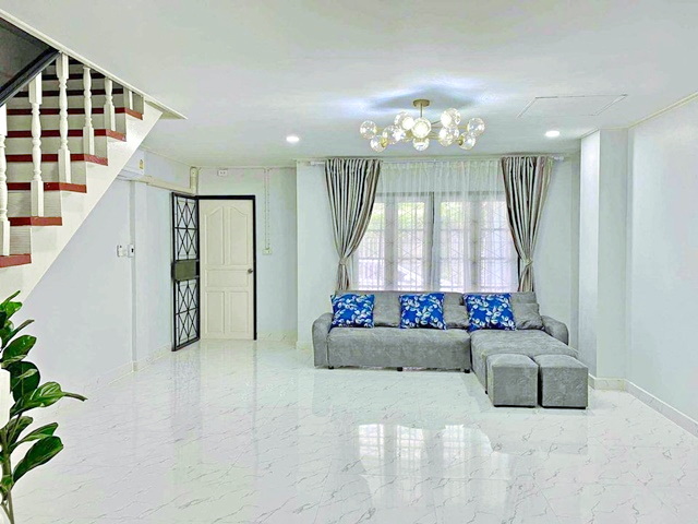 ประกาศฟรี! ซื้อ-ขาย-เช่า คอนโด บ้าน ทาวน์โฮม ที่ดิน และพื้นที่เชิงพาณิชย์ทั่วประเทศไทย ทุกทำเล ทุกงบประมาณ ไม่มีค่าใช้จ่าย ลงง่าย ขายไว เข้าถึงผู้ซื้อโดยตรง 3 177307pic2.jpg