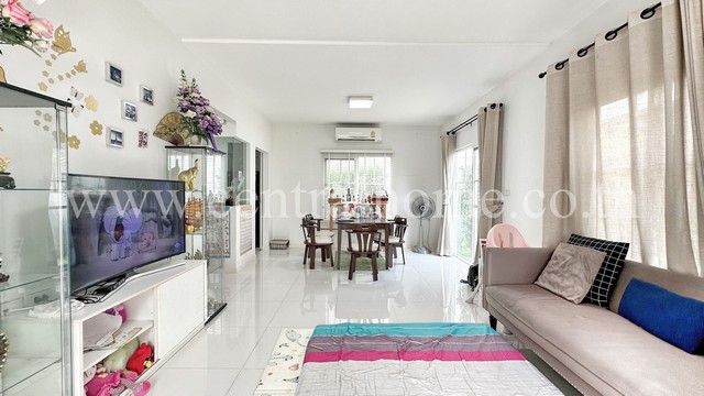 ประกาศฟรี! ซื้อ-ขาย-เช่า คอนโด บ้าน ทาวน์โฮม ที่ดิน และพื้นที่เชิงพาณิชย์ทั่วประเทศไทย ทุกทำเล ทุกงบประมาณ ไม่มีค่าใช้จ่าย ลงง่าย ขายไว เข้าถึงผู้ซื้อโดยตรง 3 278970pic2.jpg