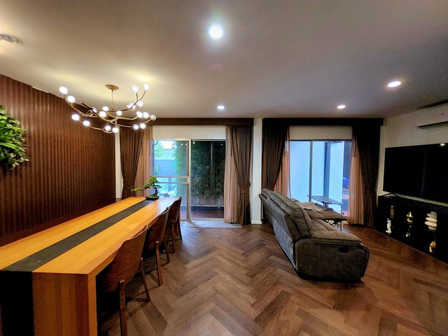 ประกาศฟรี! ซื้อ-ขาย-เช่า คอนโด บ้าน ทาวน์โฮม ที่ดิน และพื้นที่เชิงพาณิชย์ทั่วประเทศไทย ทุกทำเล ทุกงบประมาณ ไม่มีค่าใช้จ่าย ลงง่าย ขายไว เข้าถึงผู้ซื้อโดยตรง 5 479819pic4.jpg